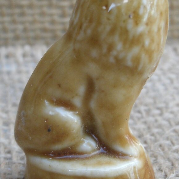 Vintage Wade Whimsies Lion Porcelain Figurine - Picture 9 of 10